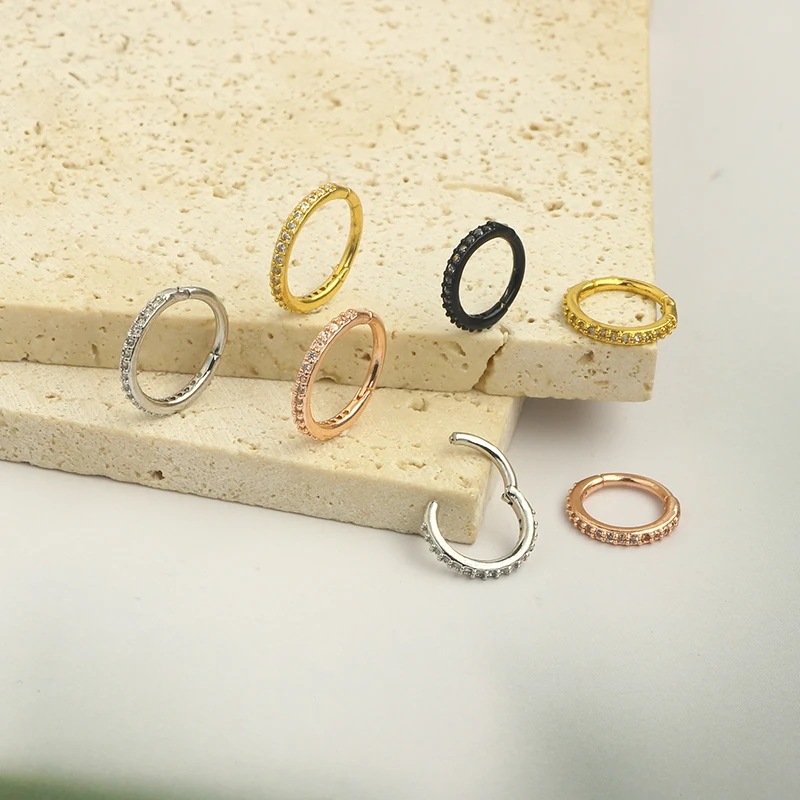 Anello da naso 16G con zirconi - Body Jewelry Septum recensione e prezzo