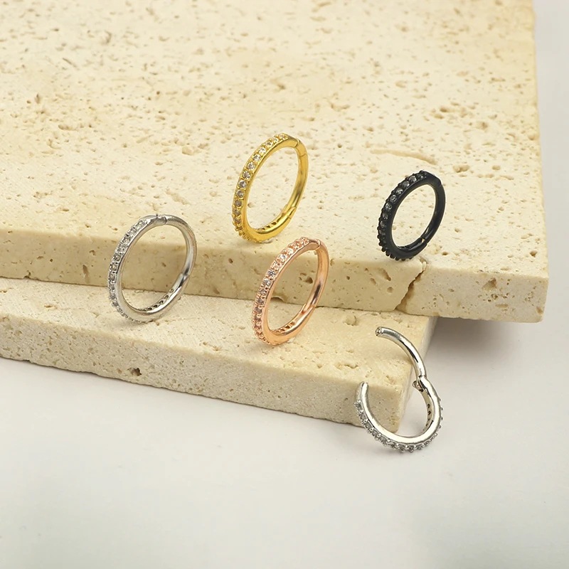 Anello da naso 16G con zirconi - Body Jewelry Septum recensione e prezzo