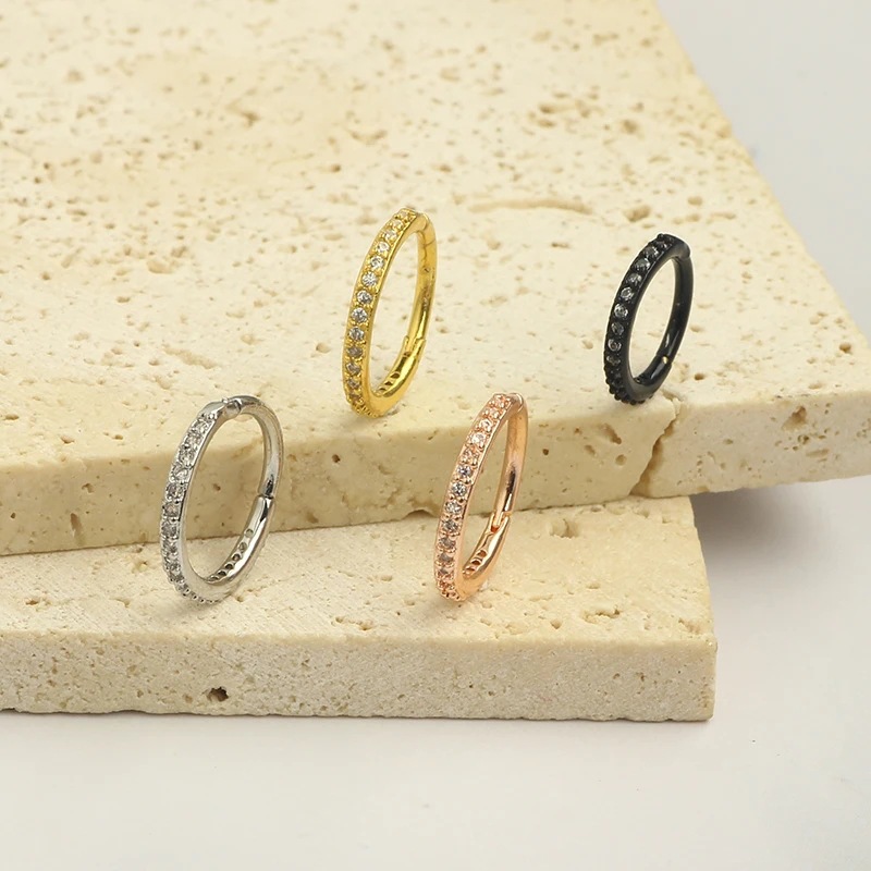 Anello da naso 16G con zirconi - Body Jewelry Septum recensione e prezzo